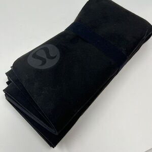 Lululemon Carry Onwards travel yoga mat